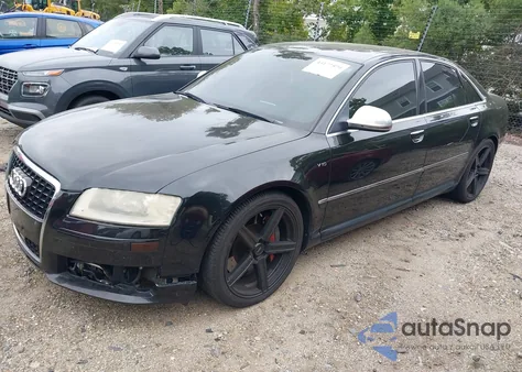 2009 Audi S8 5.2 from USA, damaged, VIN WAUPN94E09N001401